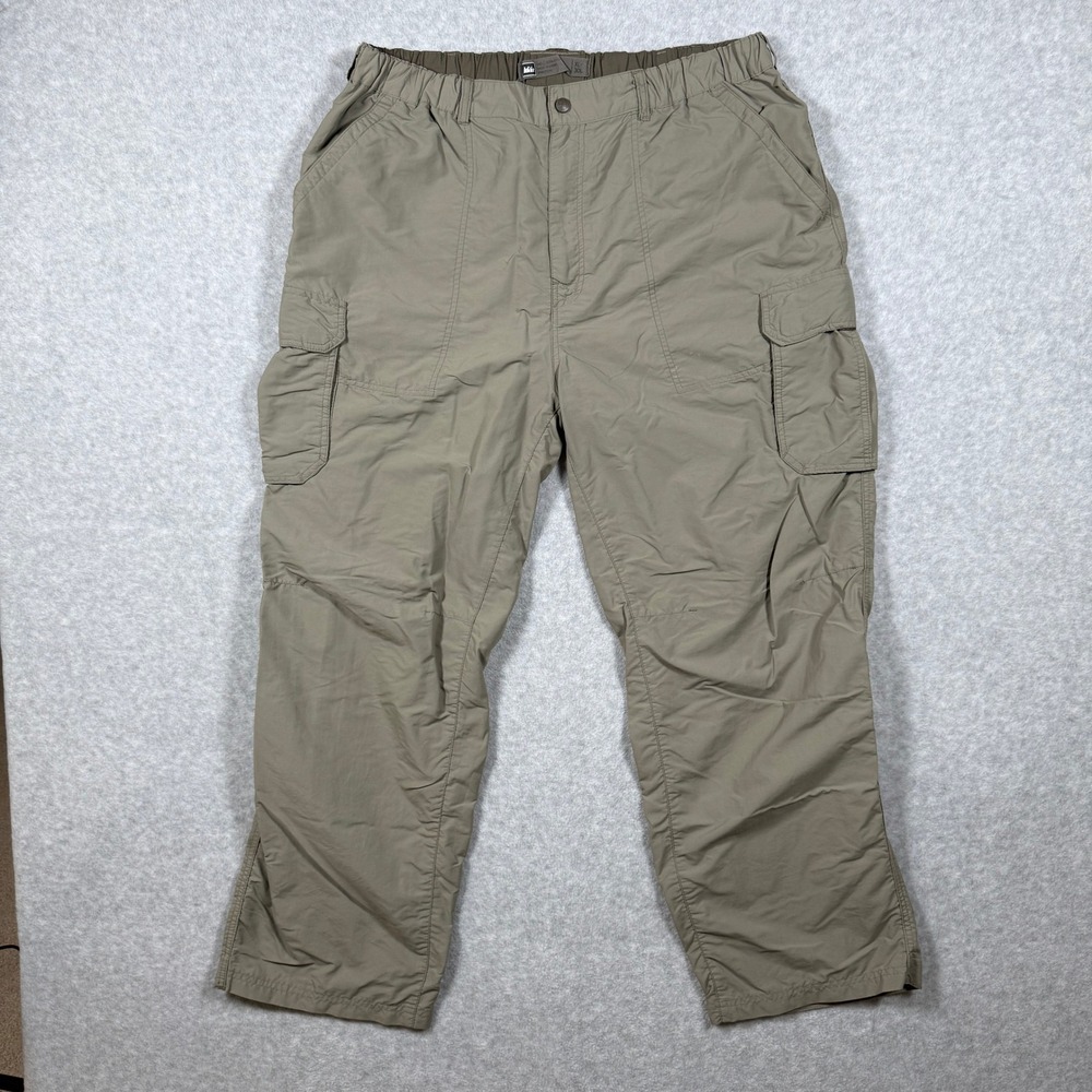 REI Co-op Mens Cargo Hiking Pants Tan XL 30L Nylon Elastic Waist Fits 34x26